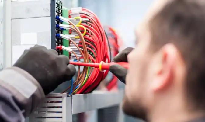 electrician Artemus